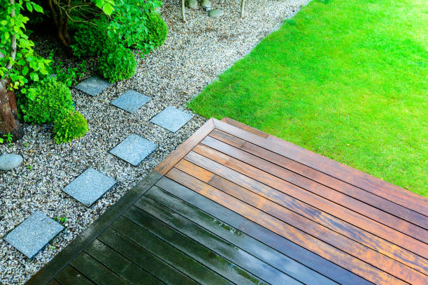 Best Animal Enclosure Cleaning  in Levittown, NY
